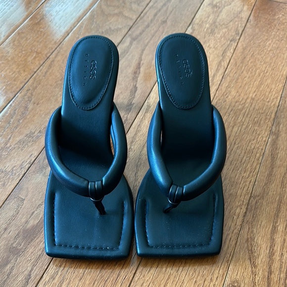 ASOS Sandals - Picture 2 of 4